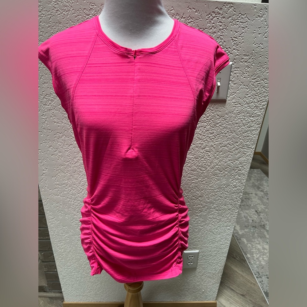 Athleta | Pacifica Contoured Tank | Medium | Pink